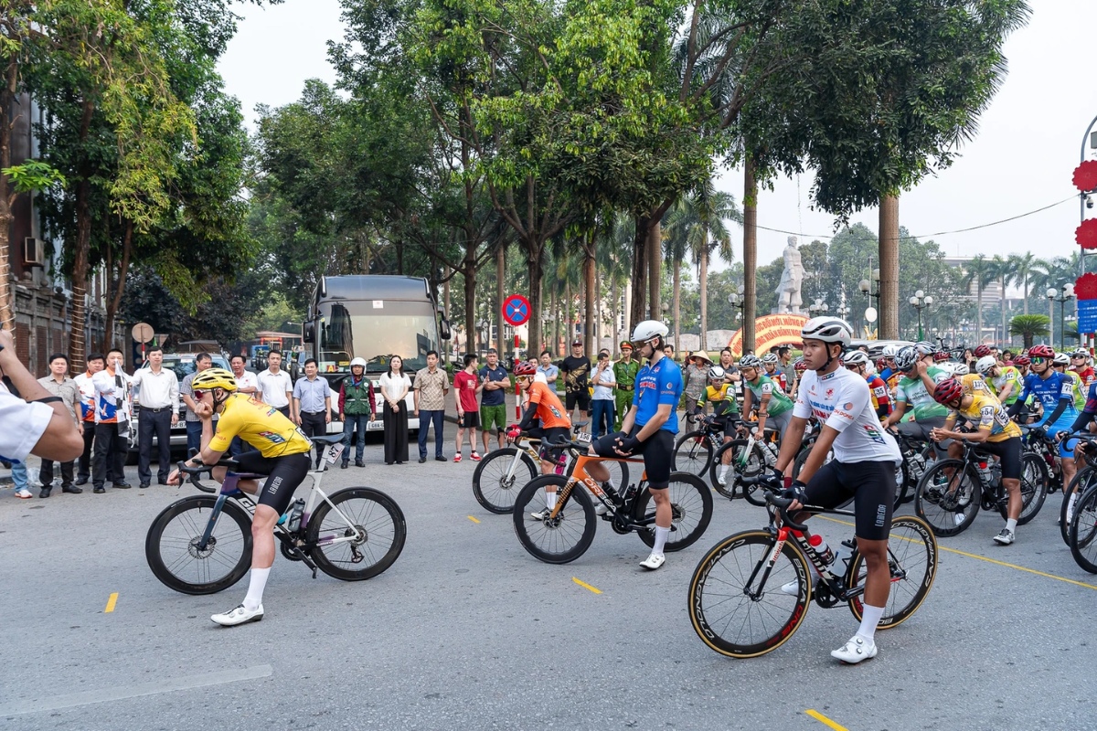 Các tay đua đã sẵn sàng cho chặng 5 Cúp truyền hình 2026