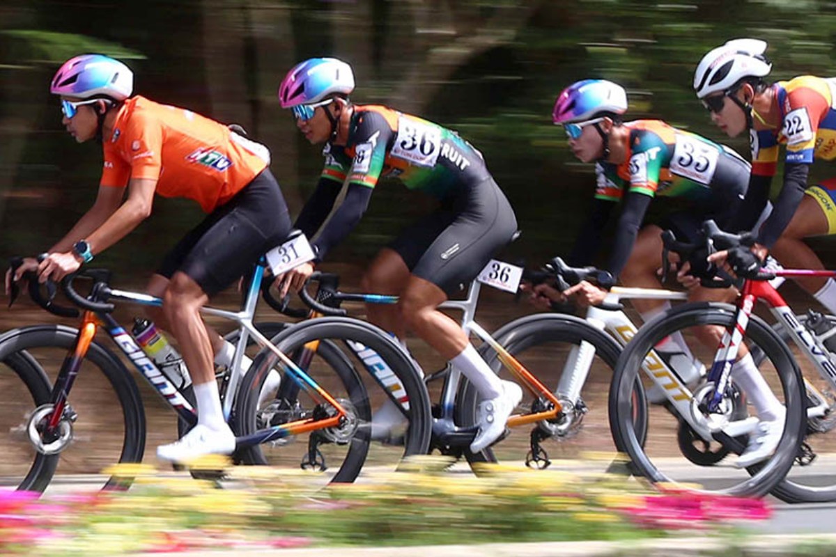 Các tay đua thi đấu với tinh thần chiến thắng cao nhất