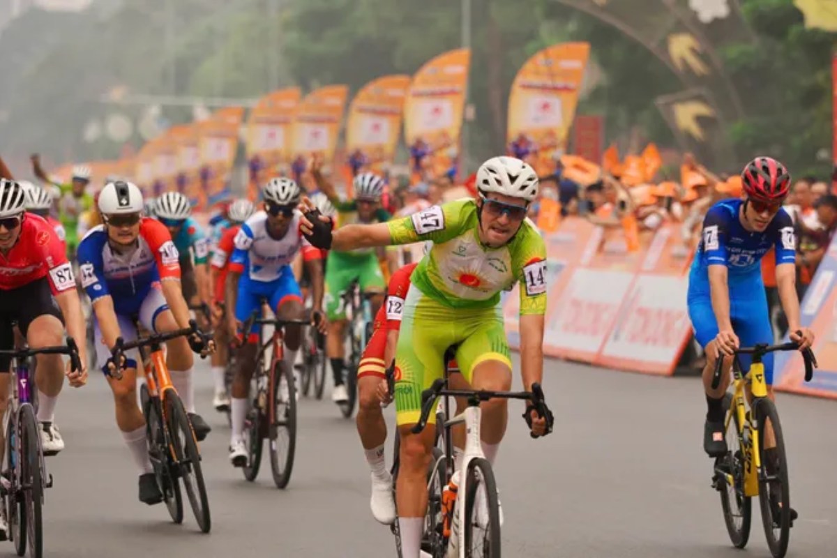 Kết quả chặng 1 Cúp Truyền hình với chiến thắng của Sergei Kulikov