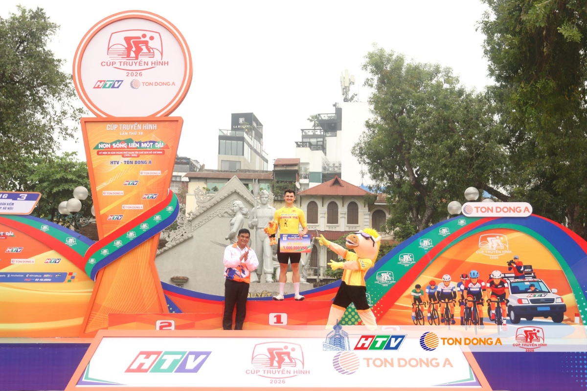 Tay đua Patterson tạm giữ Áo Vàng sau chặng 3 Cúp Truyền hình