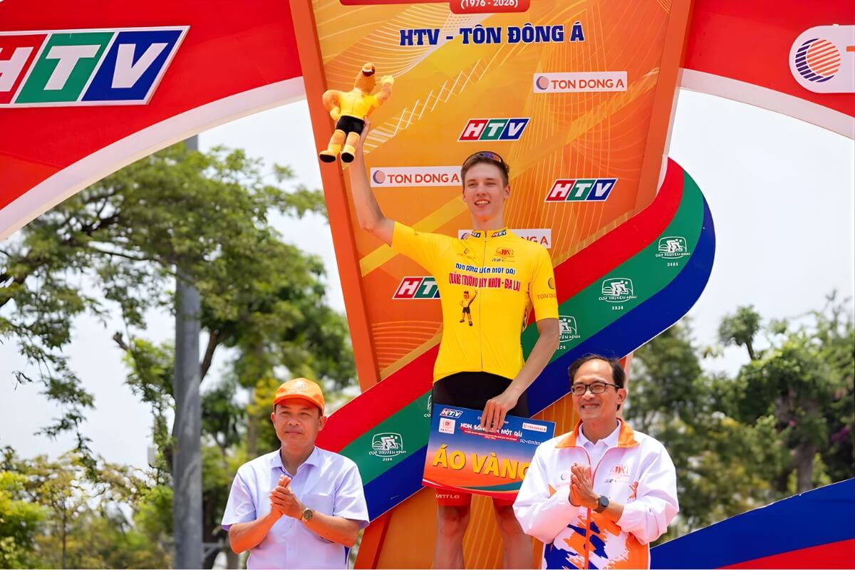 Chân dung tay đua nắm giữ Áo vàng tính đến hiện tại